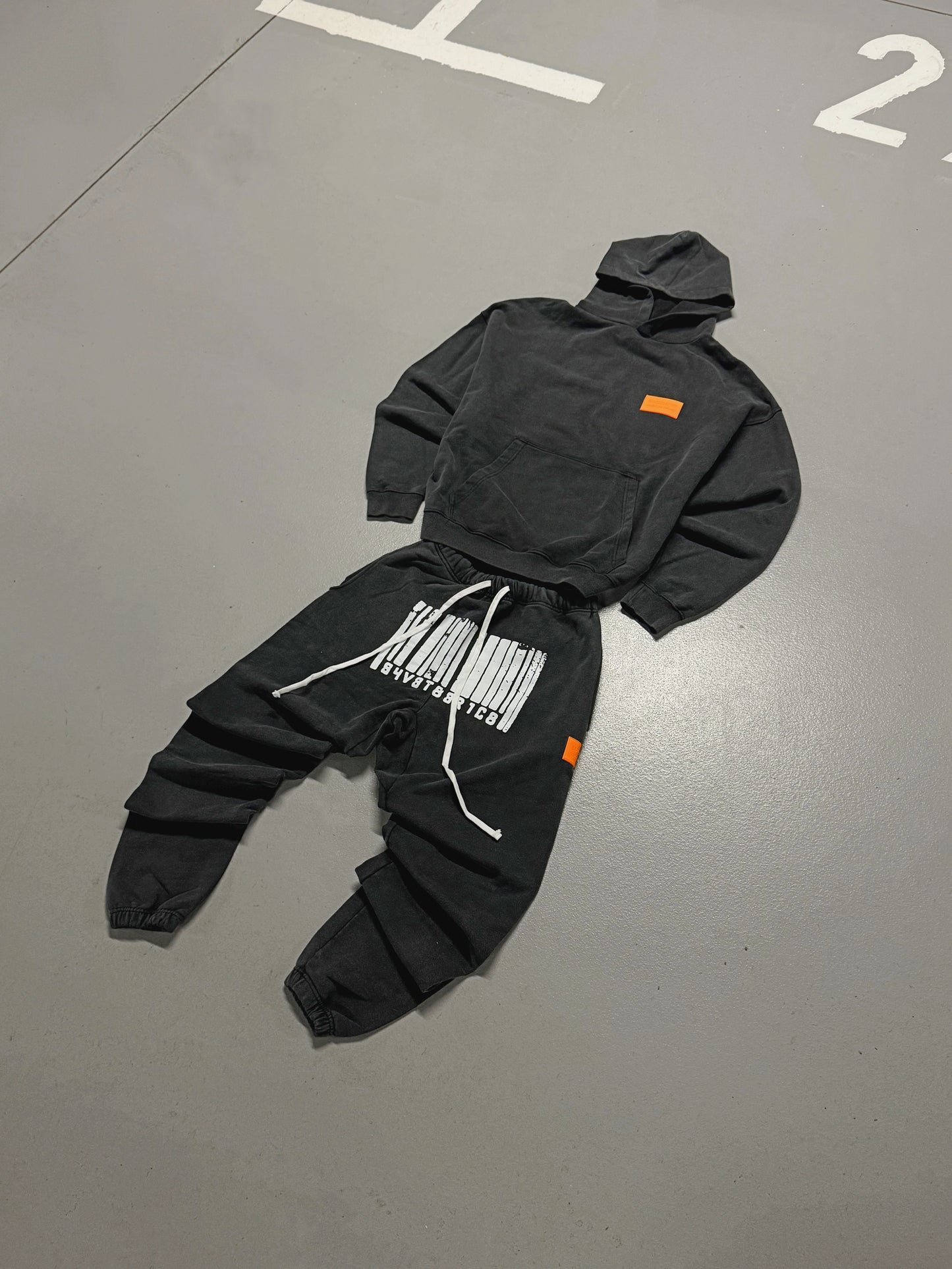 BARCODE TRACKSUIT